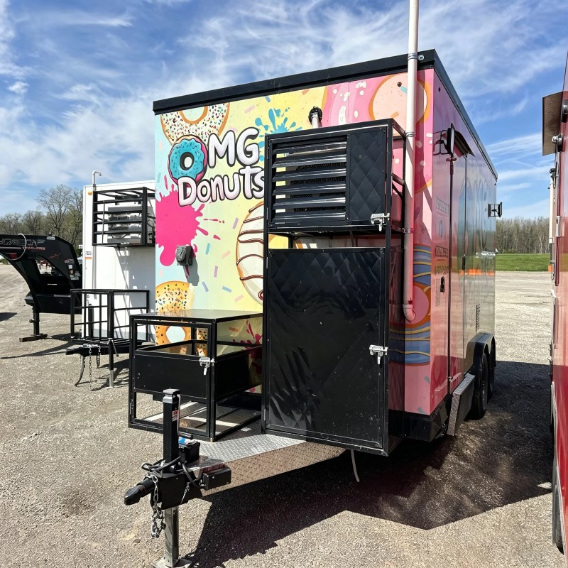 Custom Commercial Mobile Food  - огляд і ціна Commercial Kitchen Layout